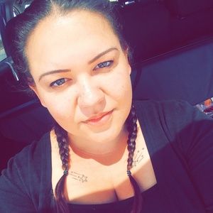 Meet your Posher, Joanna